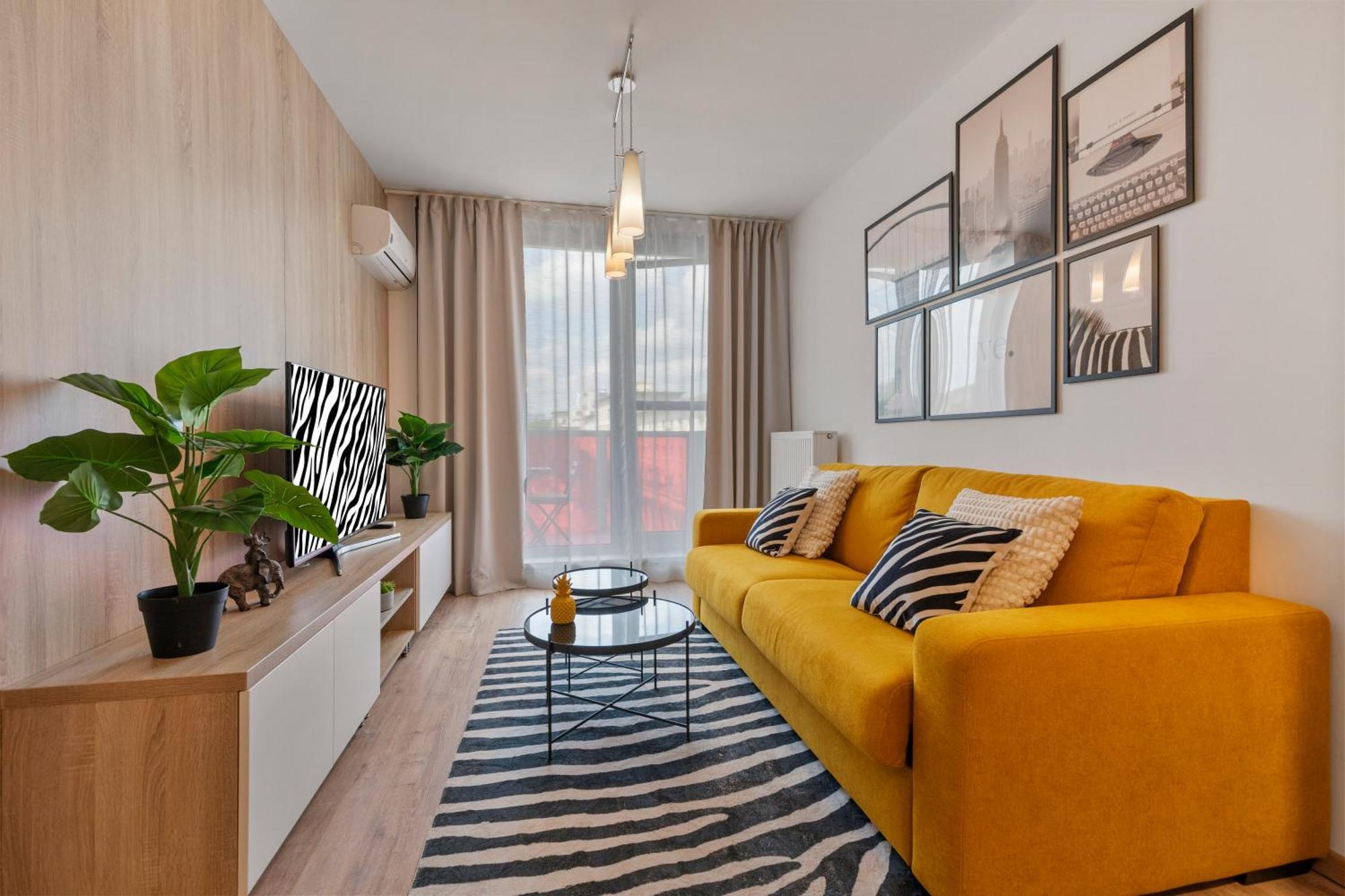 Lam Safari - Balcony - Ac - Free Parking Apartment Bratislava Exterior photo